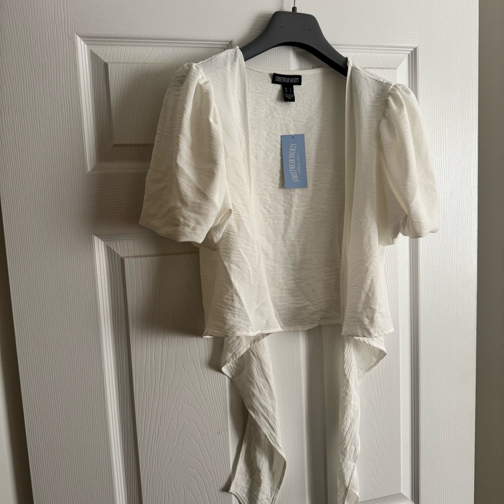 Streetwear Society Cream Puff Sleeve Blouse